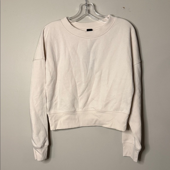 Wild Fable Off-White Ribbed Crewneck - Picture 2 of 7